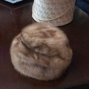 Mr. D Vintage mink fur hat